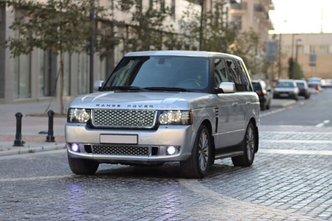 Land Rover Range Rover 2002, 370,000 km - 3.0 l - Bakı