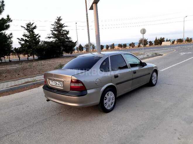 Opel Vectra 1996, 374,000 km - 1.6 л - Sumqayıt