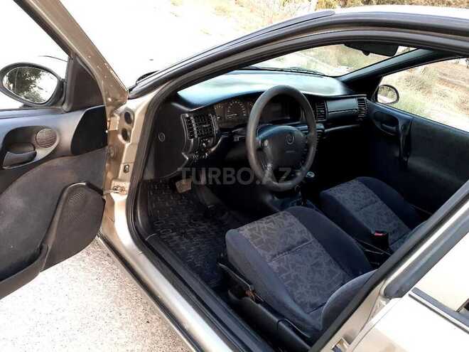 Opel Vectra 1996, 374,000 km - 1.6 л - Sumqayıt