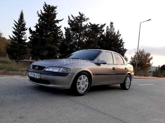 Opel Vectra 1996, 374,000 km - 1.6 л - Sumqayıt