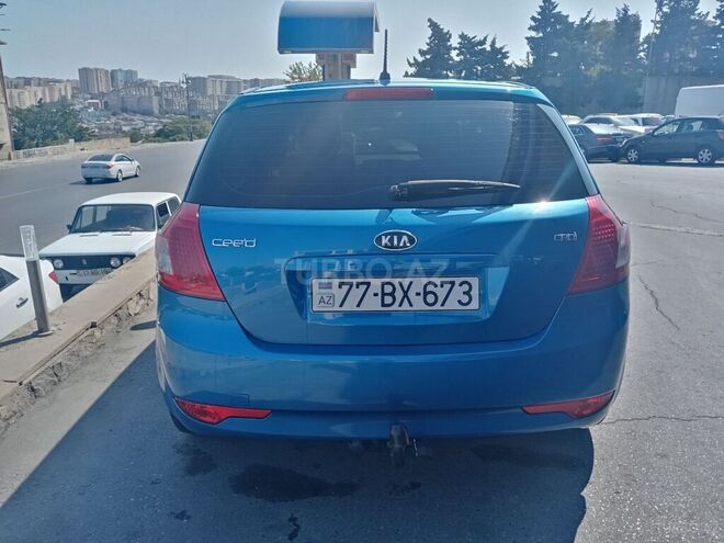 Kia Ceed 2011, 220,000 km - 1.6 l - Bakı