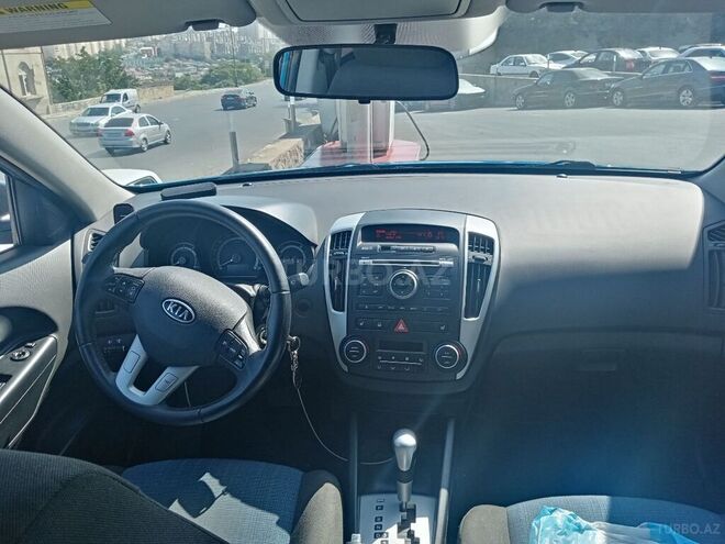 Kia Ceed 2011, 220,000 km - 1.6 l - Bakı