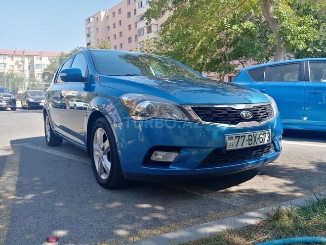 Kia Ceed 2011, 220,000 km - 1.6 l - Bakı