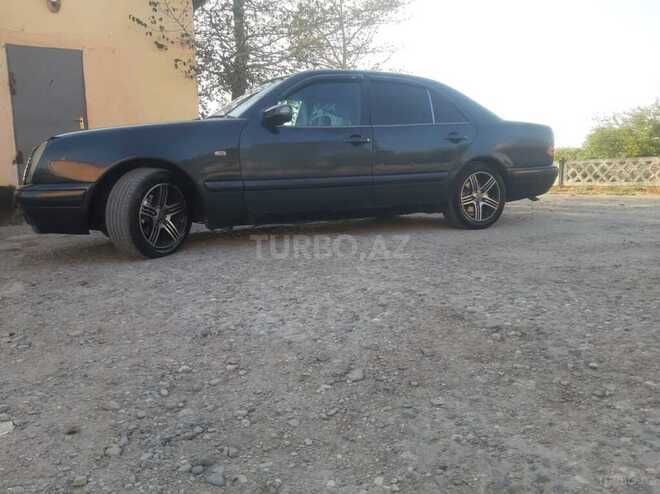 Mercedes E 200 1997, 375,845 km - 2.0 l - Sumqayıt