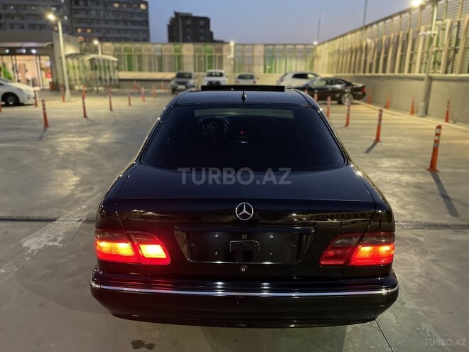 Mercedes E 320 2000, 289,000 km - 3.2 l - Bakı