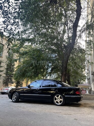 Mercedes E 320 2000, 289,000 km - 3.2 l - Bakı