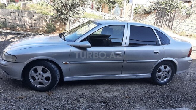 Opel Vectra 1999, 246,000 km - 2.0 l - Bakı
