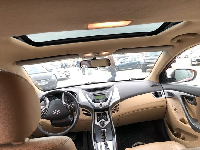 Hyundai Elantra 2011, 203,000 km - 1.8 l - Bakı