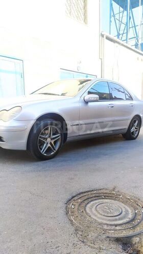 Mercedes C 200 2000, 333,000 km - 2.0 l - Bakı