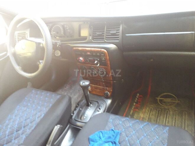 Opel Vectra 1997, 235,000 km - 2.0 л - Bakı