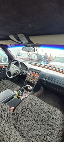 Mercedes C 250 1993, 342,000 km - 2.5 л - Bakı