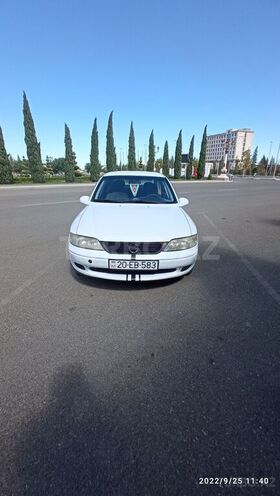 Opel Vectra 2000, 300,000 km - 1.8 l - Gəncə