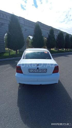 Opel Vectra 2000, 300,000 km - 1.8 l - Gəncə