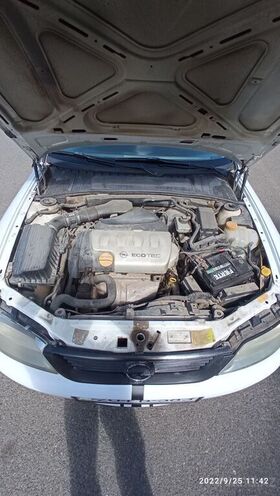 Opel Vectra 2000, 300,000 km - 1.8 l - Gəncə