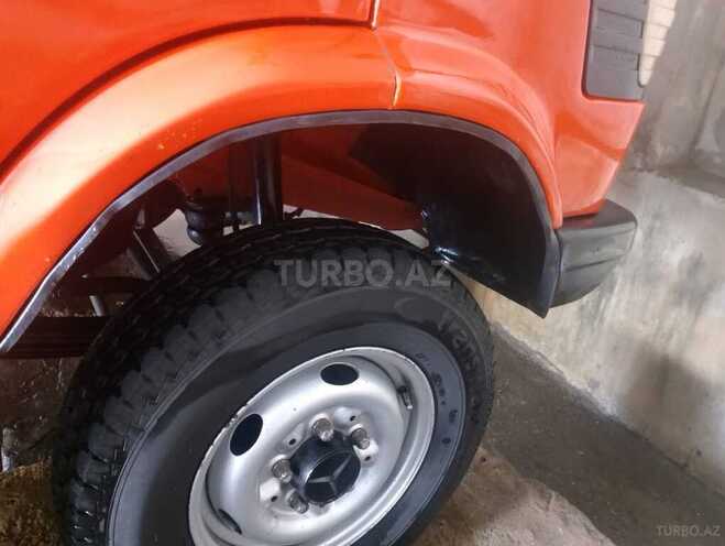 Mercedes 208 D 1991, 900,000 km - 2.3 l - Sabirabad