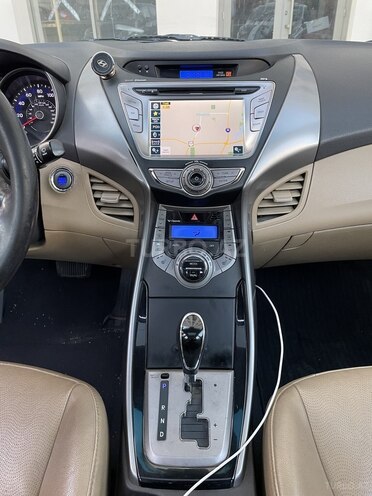 Hyundai Elantra 2013, 174,000 km - 1.8 l - Bakı