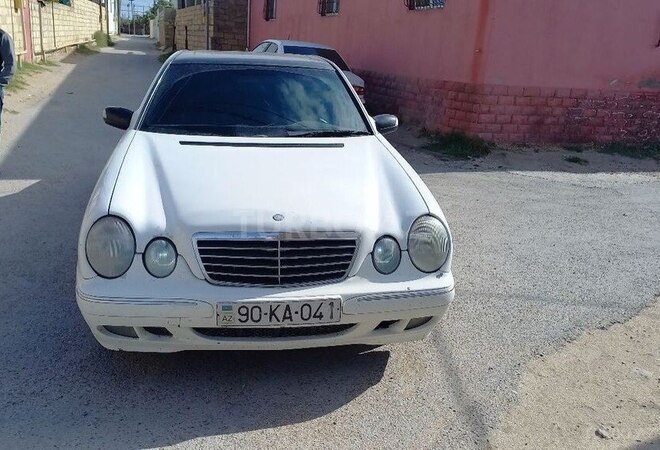 Mercedes E 220 2000, 600,000 km - 2.2 l - Bakı
