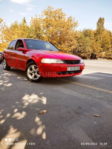 Opel Vectra 1996, 346,000 km - 1.6 l - Qax