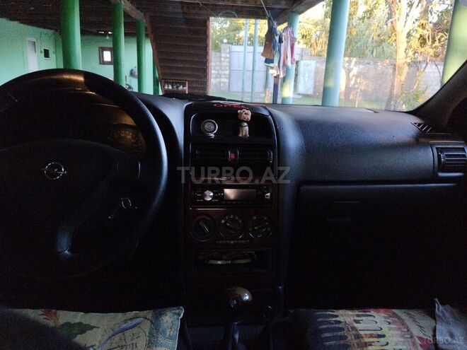 Opel Astra 1999, 90,000 km - 1.6 l - Ucar
