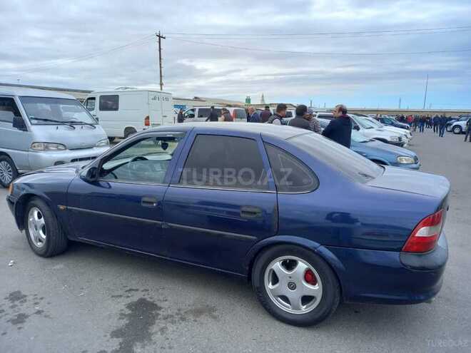 Opel Vectra 1998, 224,000 km - 1.6 л - Bakı