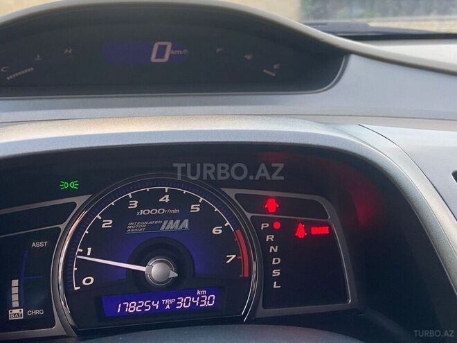 Honda Civic 2008, 180,000 km - 1.3 l - Bakı