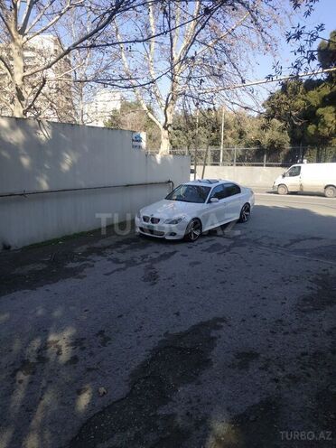 BMW 530 2006, 108,000 km - 3.0 l - Bakı