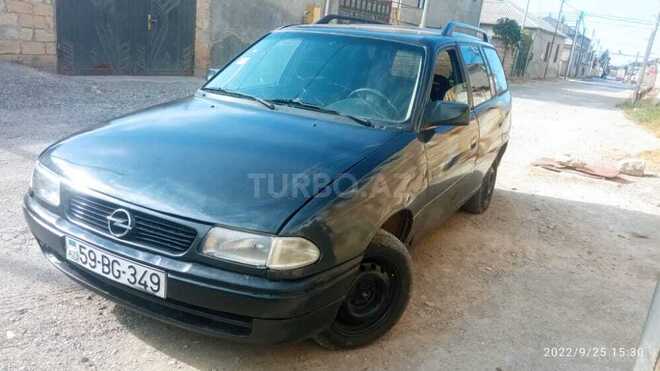 Opel Astra 1993, 390,000 km - 2.0 l - Bakı