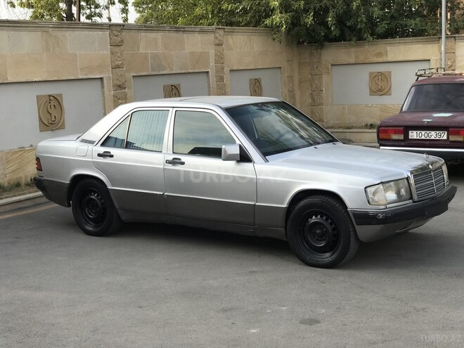 Mercedes 190 1991, 518,000 km - 2.0 l - Sabirabad