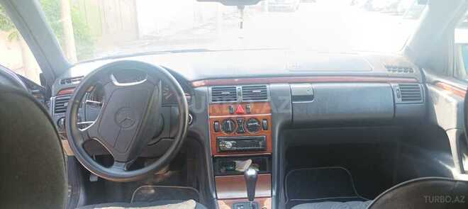 Mercedes E 230 1996, 218,100 km - 2.3 l - Bakı