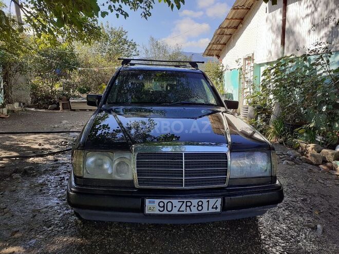 Mercedes E 250 1990, 533,440 km - 2.5 л - Şabran