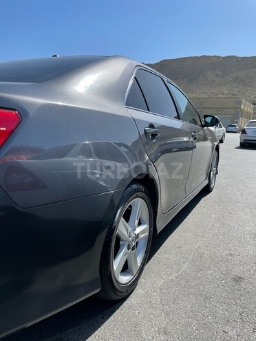 Toyota Camry 2014, 100,000 km - 2.5 л - Bakı