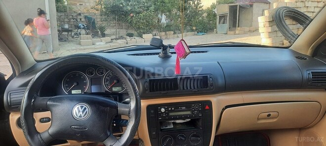 Volkswagen Passat 2001, 370,150 km - 2.0 l - Bakı