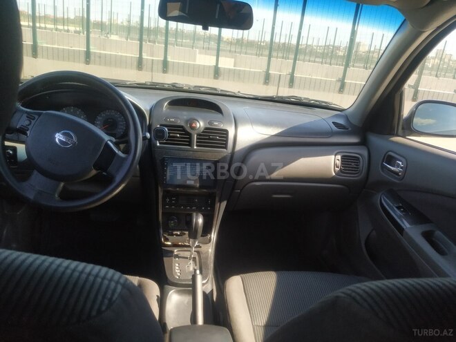 Nissan Sunny 2011, 280,000 km - 1.6 l - Bakı