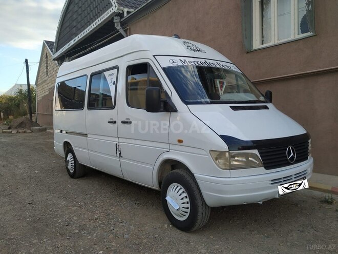 Mercedes 208 D 1996, 272,566 km - 2.9 л - Şəmkir