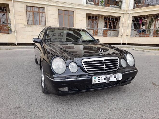 Mercedes E 220 1999, 420,000 km - 2.2 l - Bakı