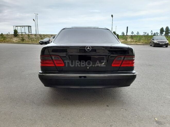 Mercedes E 220 1999, 420,000 km - 2.2 l - Bakı