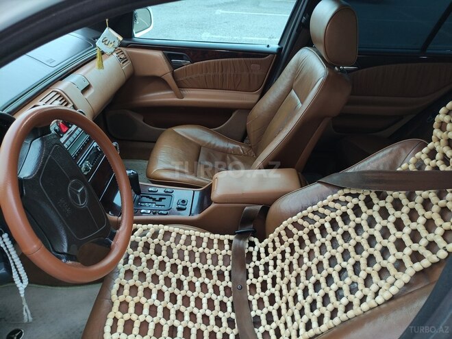 Mercedes E 230 1997, 450,000 km - 2.3 l - Bakı