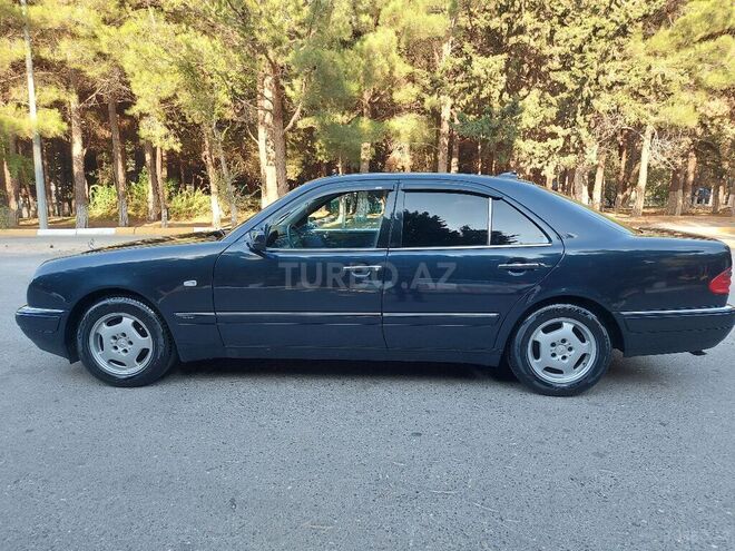 Mercedes E 240 1998, 212,000 km - 2.4 л - Sumqayıt