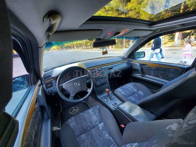 Mercedes E 240 1998, 212,000 km - 2.4 л - Sumqayıt
