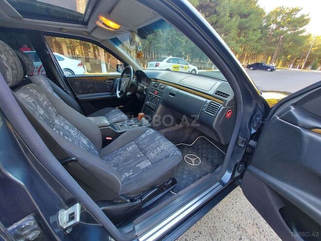 Mercedes E 240 1998, 212,000 km - 2.4 л - Sumqayıt