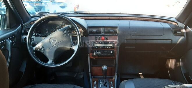 Mercedes C 240 1997, 285,369 km - 2.4 l - Şəki