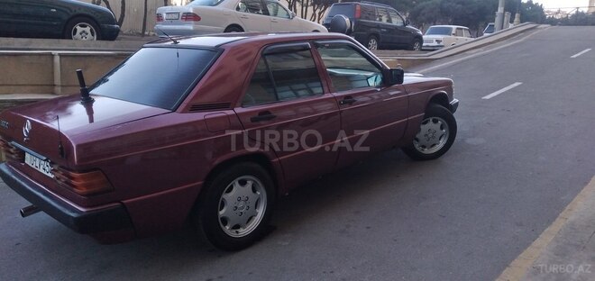 Mercedes 190 1991, 332,211 km - 2.0 l - Bakı