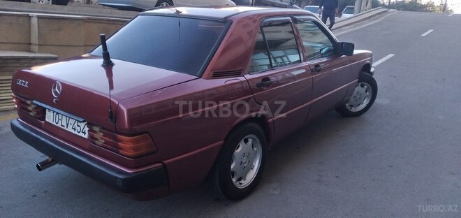 Mercedes 190 1991, 332,211 km - 2.0 l - Bakı
