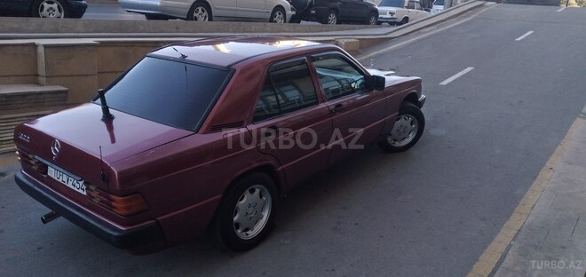 Mercedes 190 1991, 332,211 km - 2.0 l - Bakı