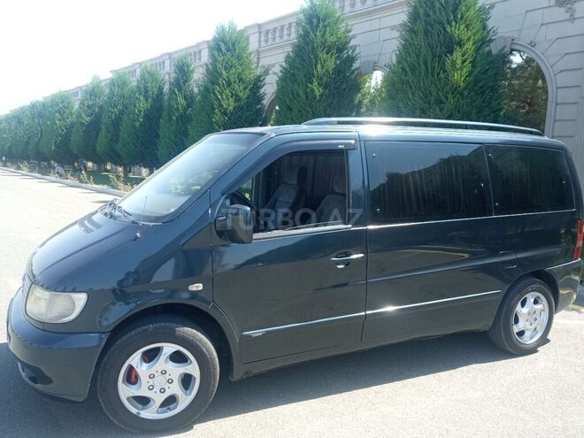 Mercedes V 220 2000, 320,000 km - 2.2 l - Gəncə