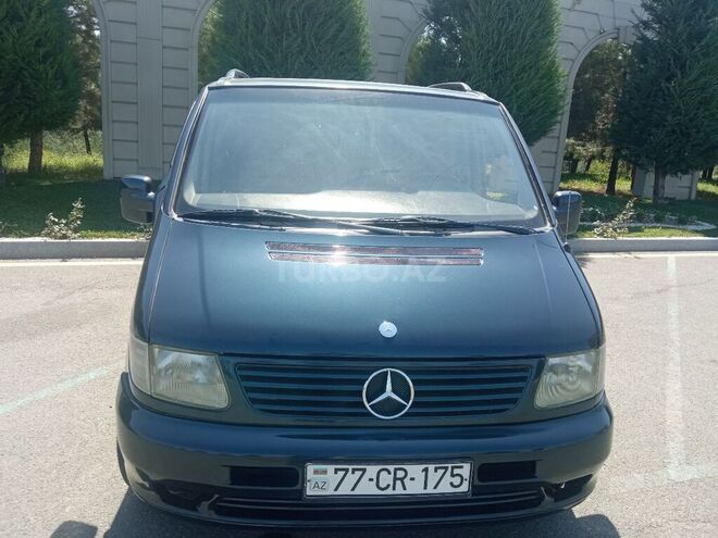 Mercedes V 220 2000, 320,000 km - 2.2 l - Gəncə