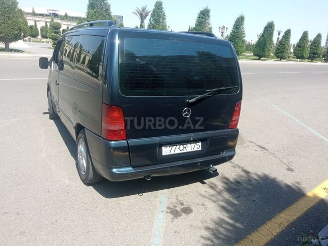 Mercedes V 220 2000, 320,000 km - 2.2 l - Gəncə