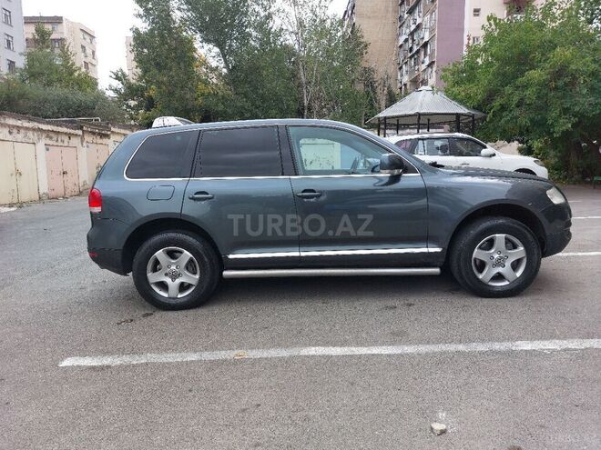 Volkswagen Touareg 2004, 256,800 km - 4.2 l - Bakı