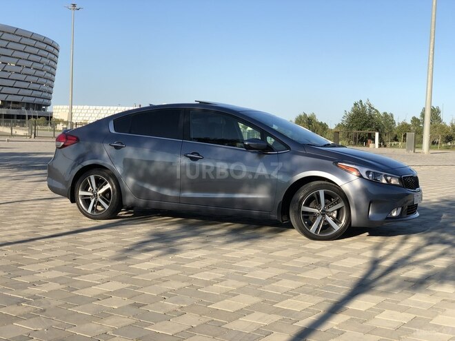 Kia Cerato 2017, 85,000 km - 2.0 l - Bakı