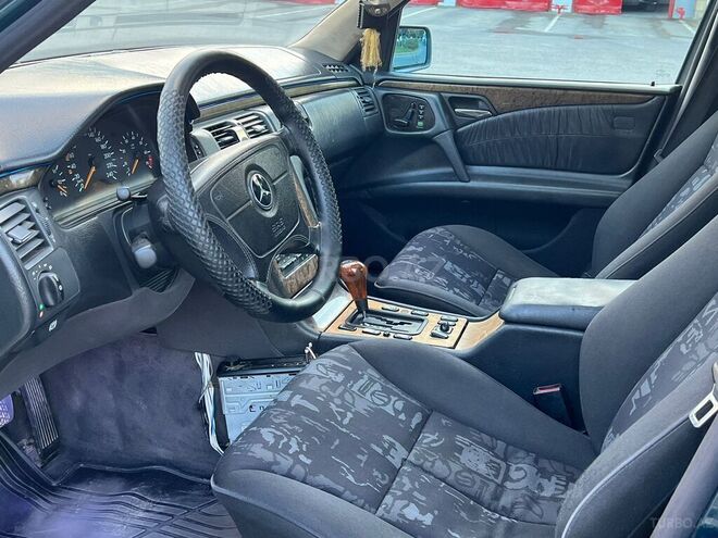 Mercedes E 240 1998, 246,787 km - 2.4 l - Sumqayıt